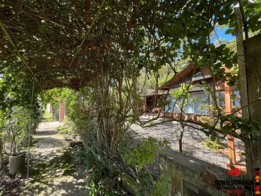 Foto 6 de Casa com 3 quartos à venda, 125m2 em Balneario Barra Do Sul - SC