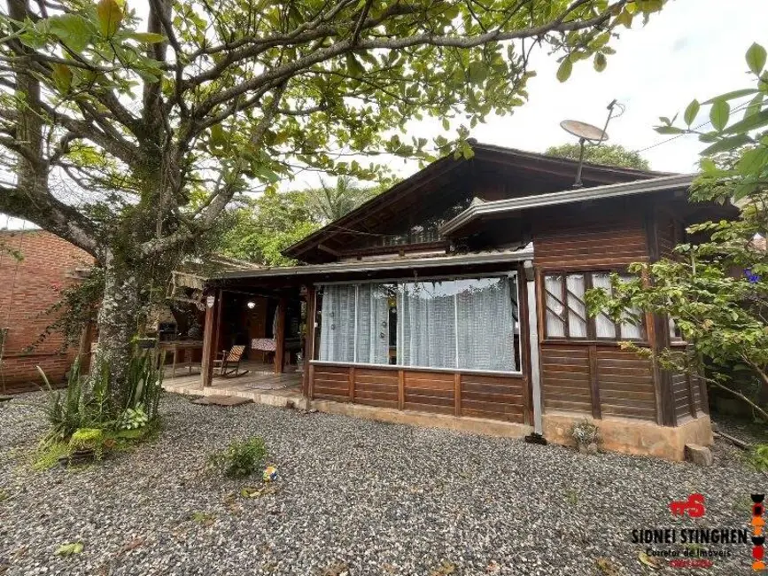 Foto 2 de Casa com 3 quartos à venda, 125m2 em Balneario Barra Do Sul - SC