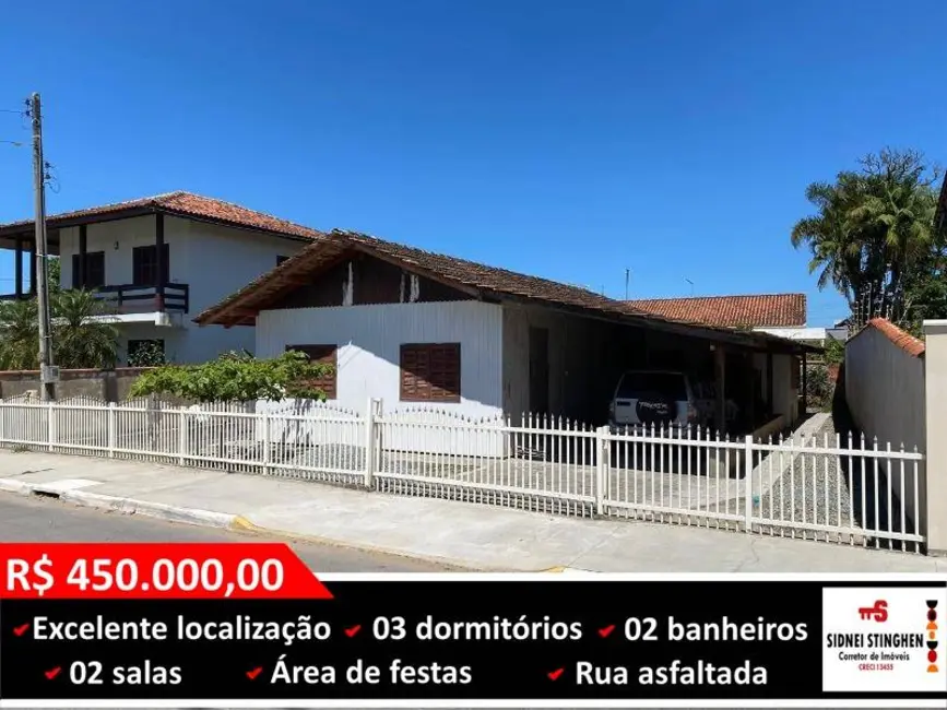 Foto 1 de Casa com 3 quartos à venda, 140m2 em Balneario Barra Do Sul - SC