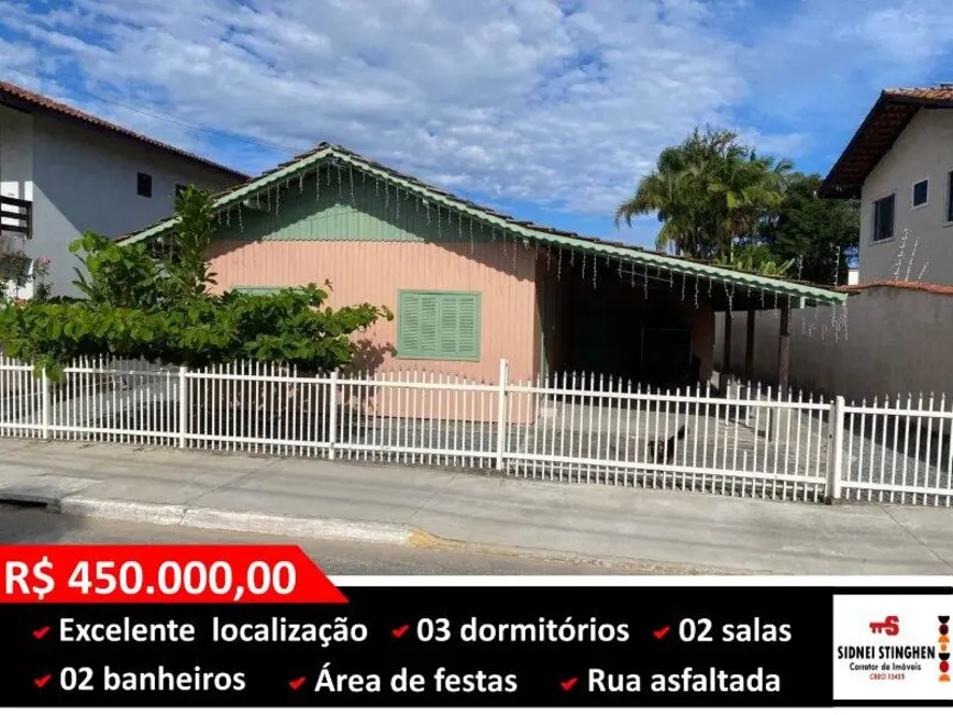 Foto 1 de Casa com 3 quartos à venda, 140m2 em Balneario Barra Do Sul - SC