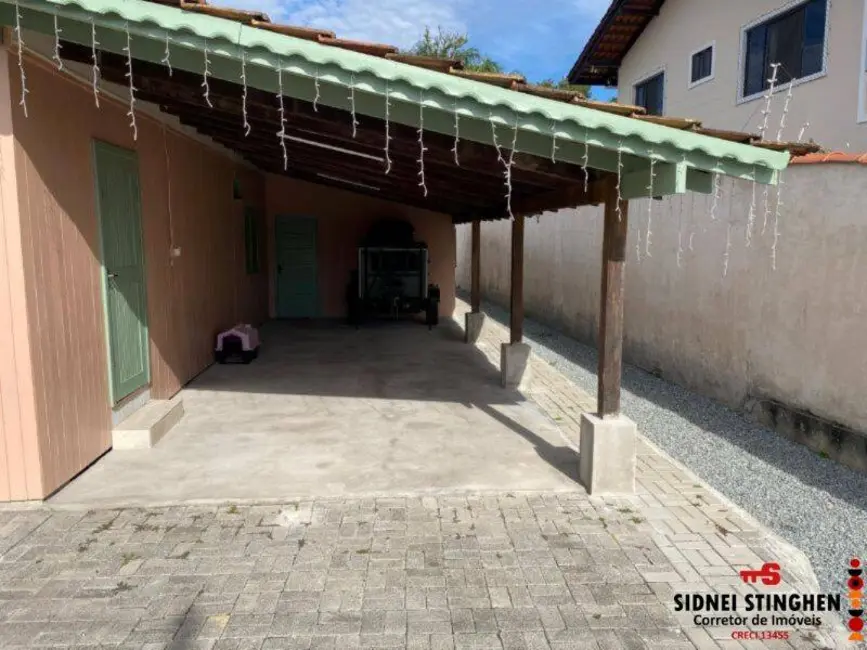 Foto 4 de Casa com 3 quartos à venda, 140m2 em Balneario Barra Do Sul - SC