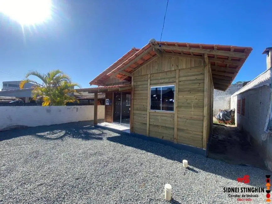 Foto 3 de Casa com 2 quartos à venda, 42m2 em Balneario Barra Do Sul - SC