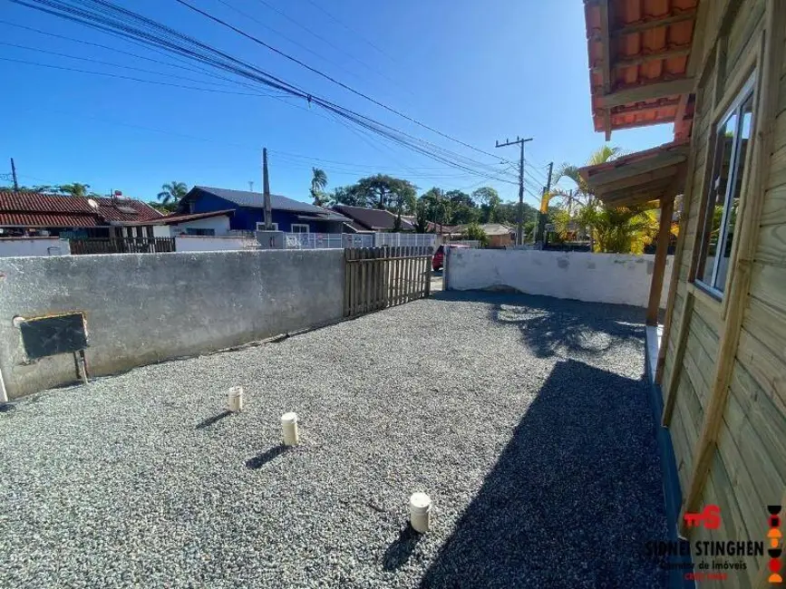 Foto 7 de Casa com 2 quartos à venda, 42m2 em Balneario Barra Do Sul - SC