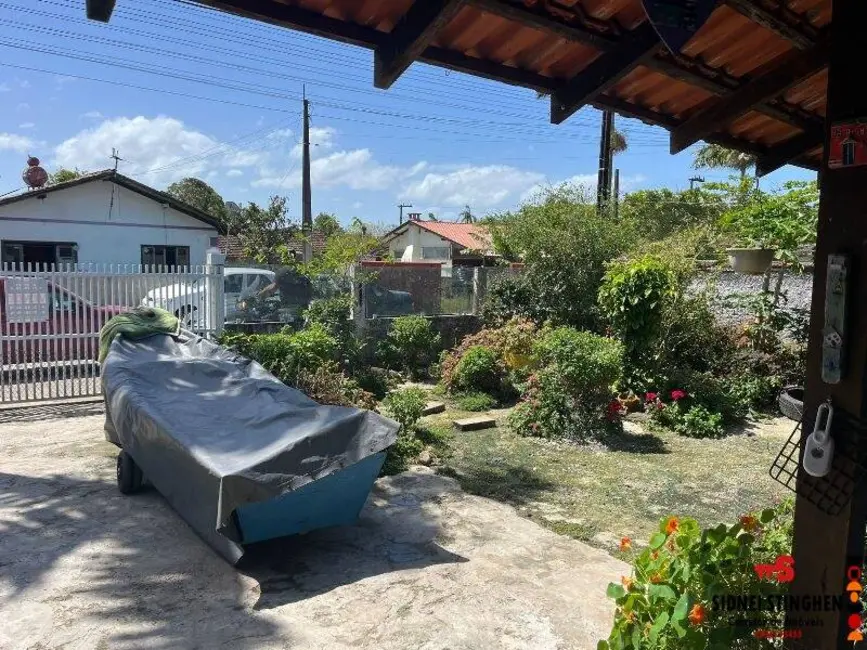Foto 3 de Casa com 3 quartos à venda, 90m2 em Balneario Barra Do Sul - SC