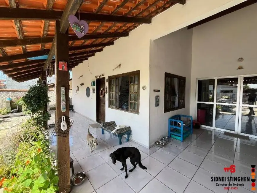 Foto 2 de Casa com 3 quartos à venda, 90m2 em Balneario Barra Do Sul - SC