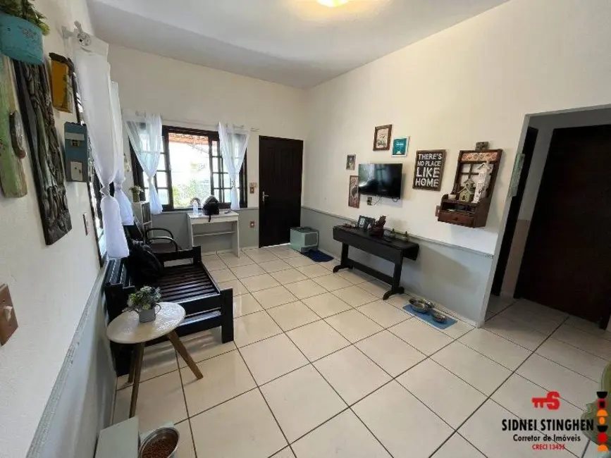 Foto 4 de Casa com 3 quartos à venda, 90m2 em Balneario Barra Do Sul - SC