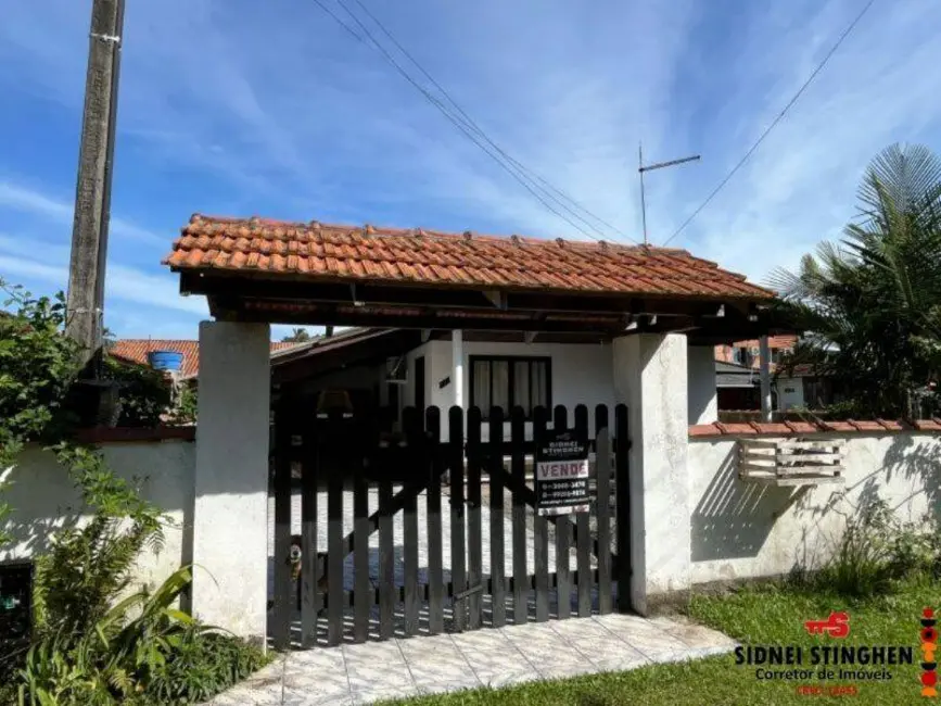 Foto 3 de Casa com 4 quartos à venda, 175m2 em Balneario Barra Do Sul - SC