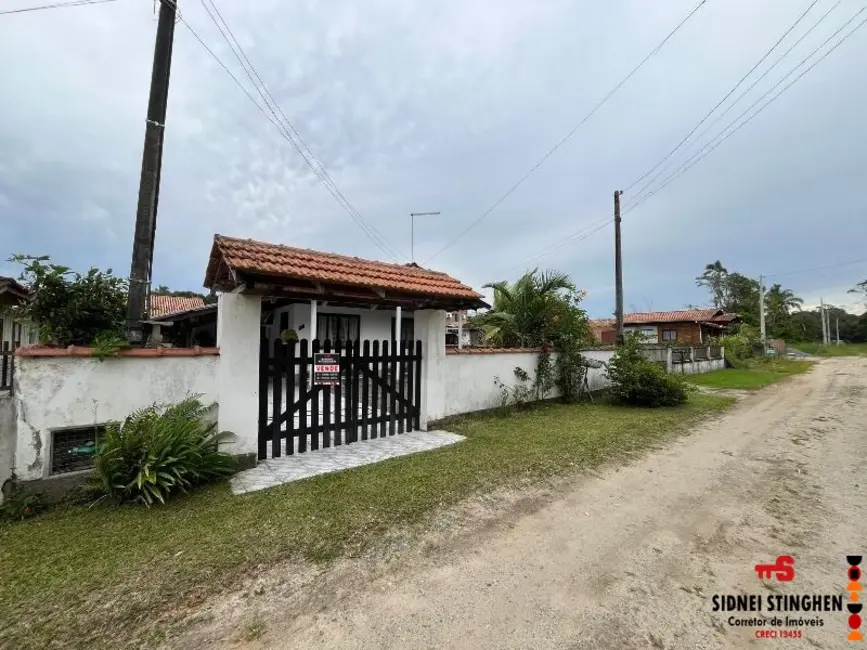 Foto 3 de Casa com 4 quartos à venda, 175m2 em Balneario Barra Do Sul - SC