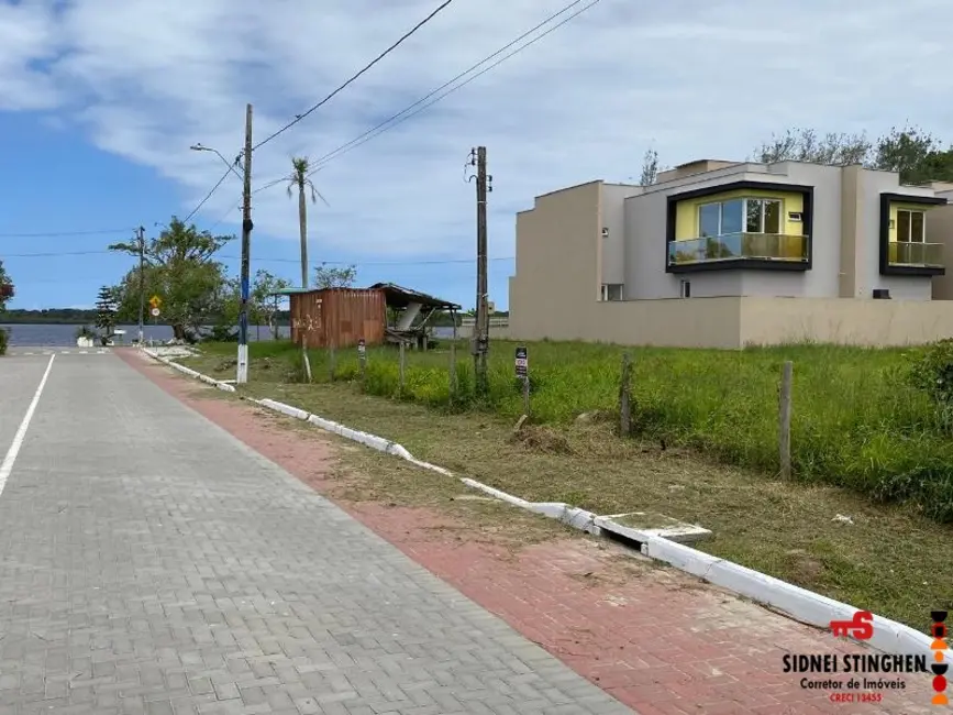 Foto 4 de Terreno / Lote à venda, 300m2 em Balneario Barra Do Sul - SC