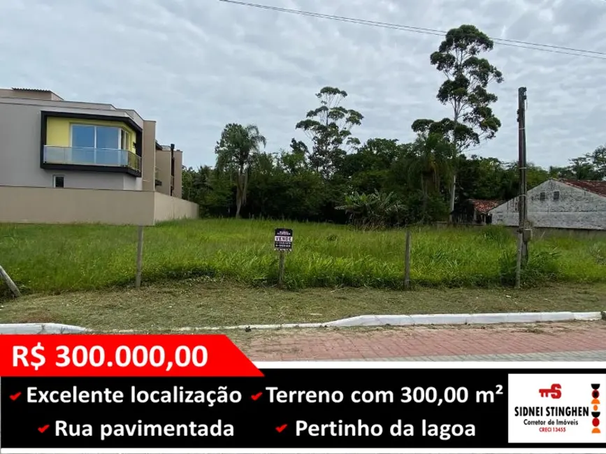 Foto 1 de Terreno / Lote à venda, 300m2 em Balneario Barra Do Sul - SC