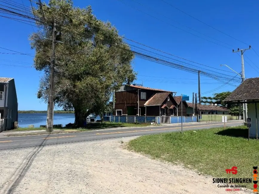 Foto 2 de Terreno / Lote à venda, 741m2 em Balneario Barra Do Sul - SC