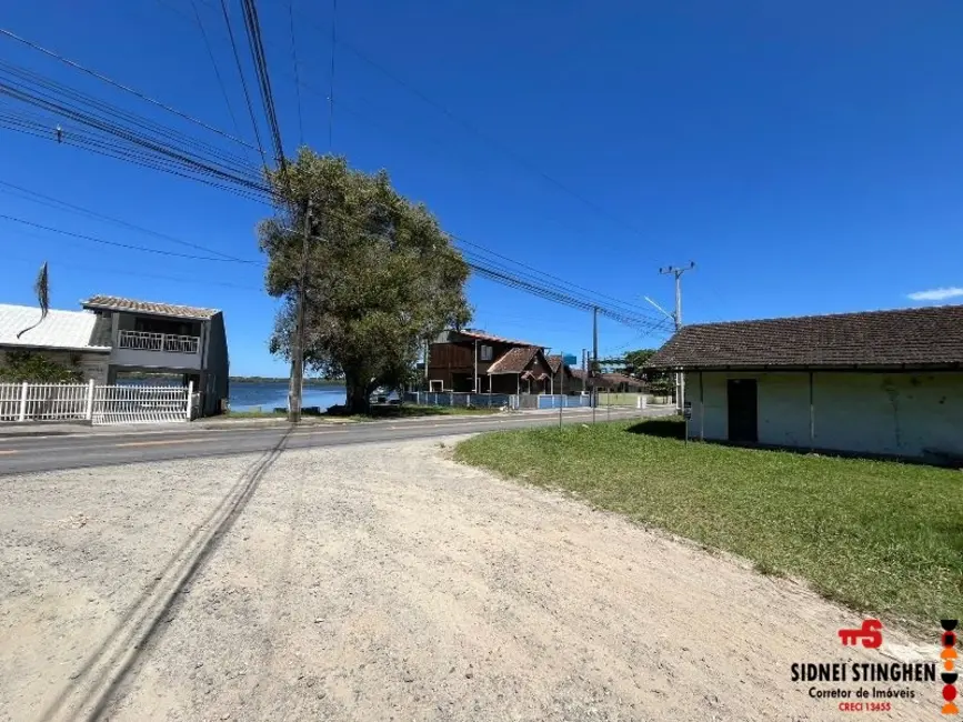 Foto 3 de Terreno / Lote à venda, 741m2 em Balneario Barra Do Sul - SC