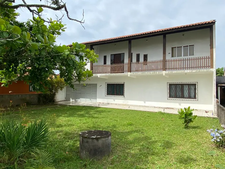 Foto 8 de Casa com 7 quartos à venda, 165m2 em Centro, Balneario Barra Do Sul - SC
