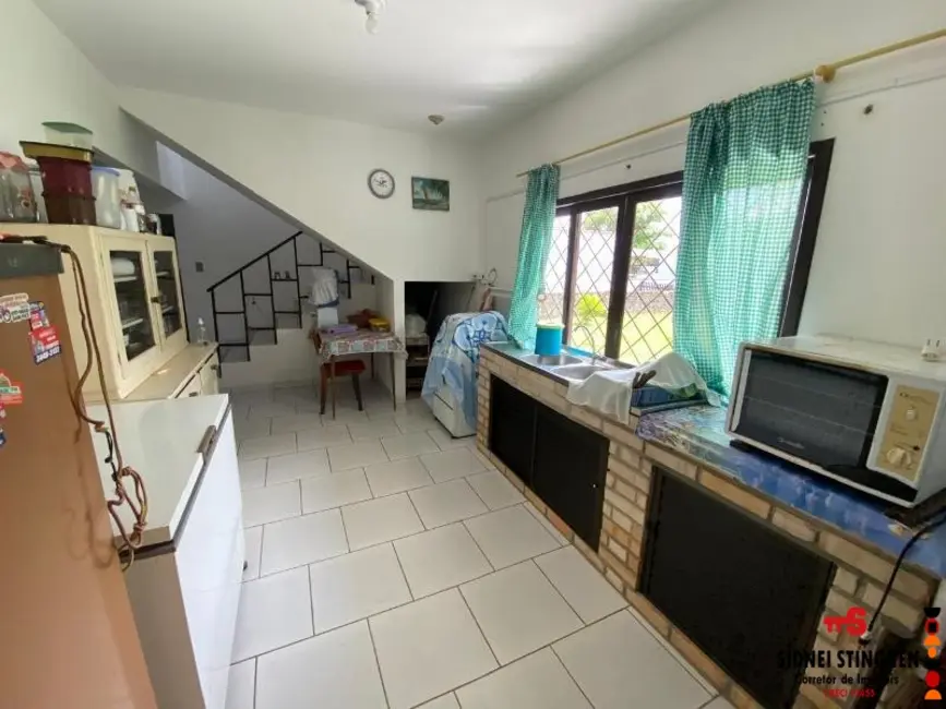 Foto 9 de Casa com 7 quartos à venda, 165m2 em Centro, Balneario Barra Do Sul - SC