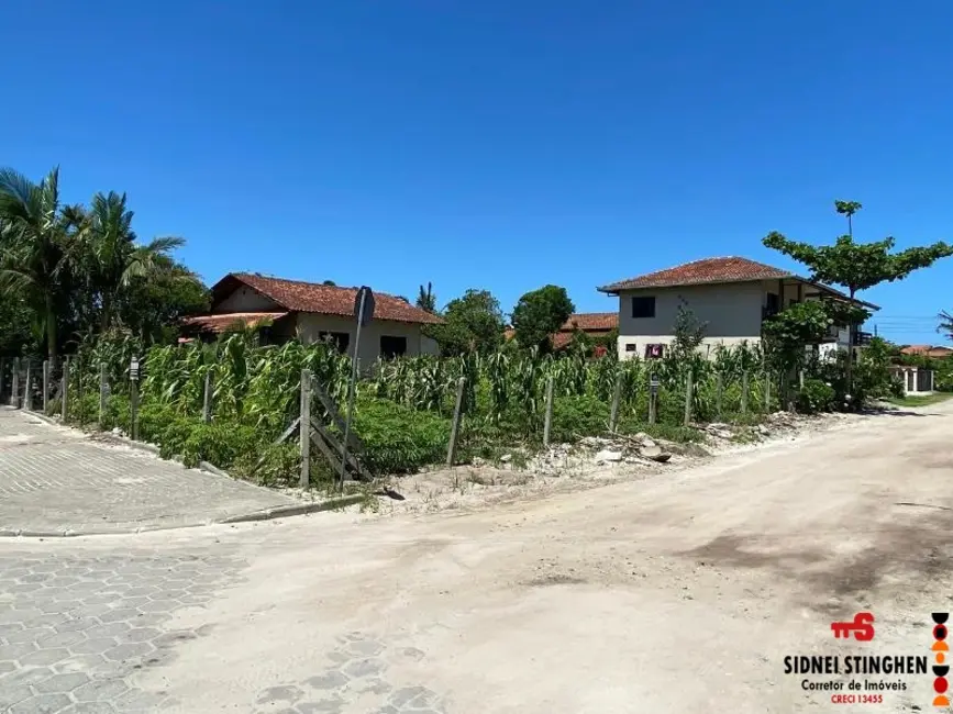 Foto 3 de Terreno / Lote à venda, 450m2 em Balneario Barra Do Sul - SC