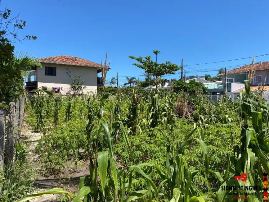 Foto 6 de Terreno / Lote à venda, 450m2 em Balneario Barra Do Sul - SC