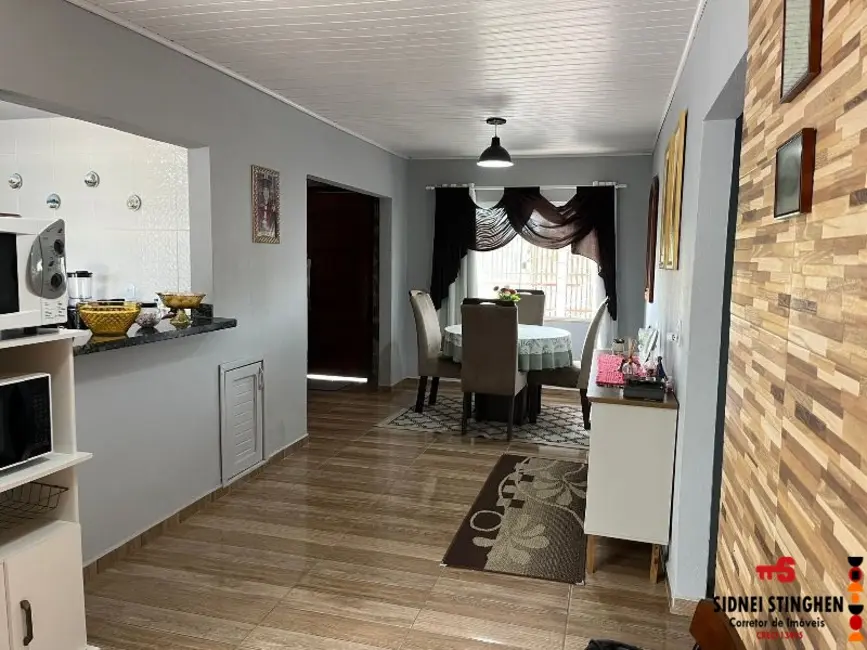 Foto 9 de Casa com 4 quartos à venda, 130m2 em Balneario Barra Do Sul - SC