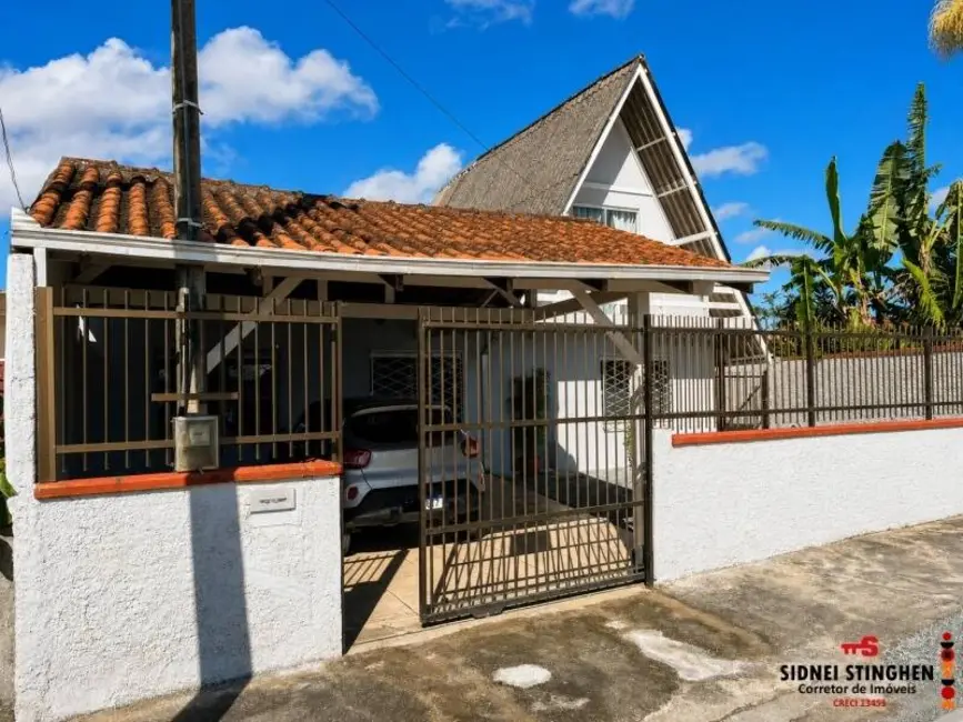 Foto 2 de Casa com 4 quartos à venda, 130m2 em Balneario Barra Do Sul - SC