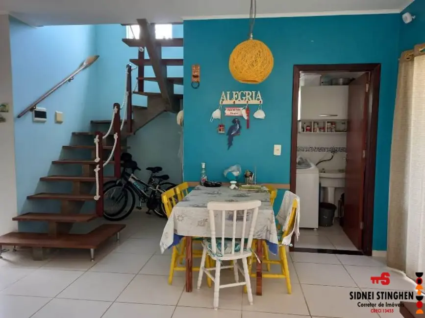 Foto 9 de Casa com 3 quartos à venda, 130m2 em Centro, Balneario Barra Do Sul - SC