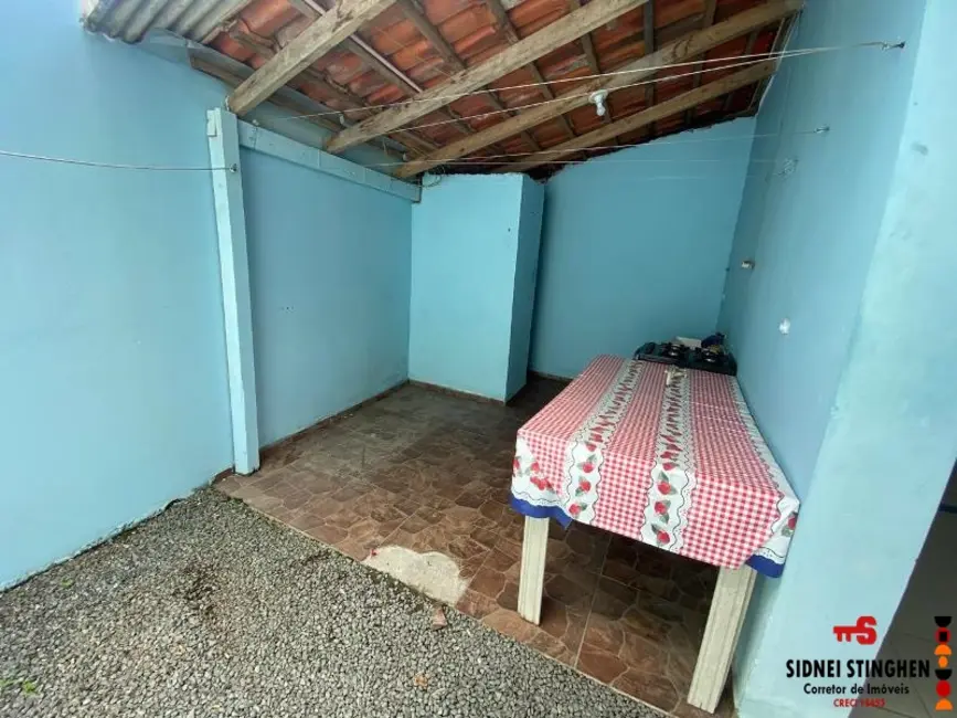 Foto 6 de Casa com 4 quartos à venda, 140m2 em Centro, Balneario Barra Do Sul - SC