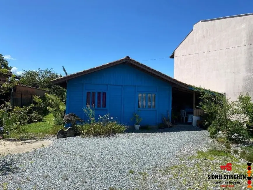Foto 3 de Casa com 3 quartos à venda, 75m2 em Balneario Barra Do Sul - SC