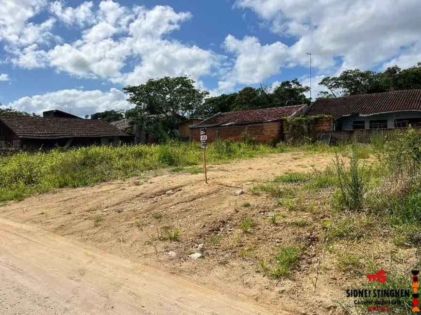 Foto 3 de Terreno / Lote à venda, 228m2 em Balneario Barra Do Sul - SC