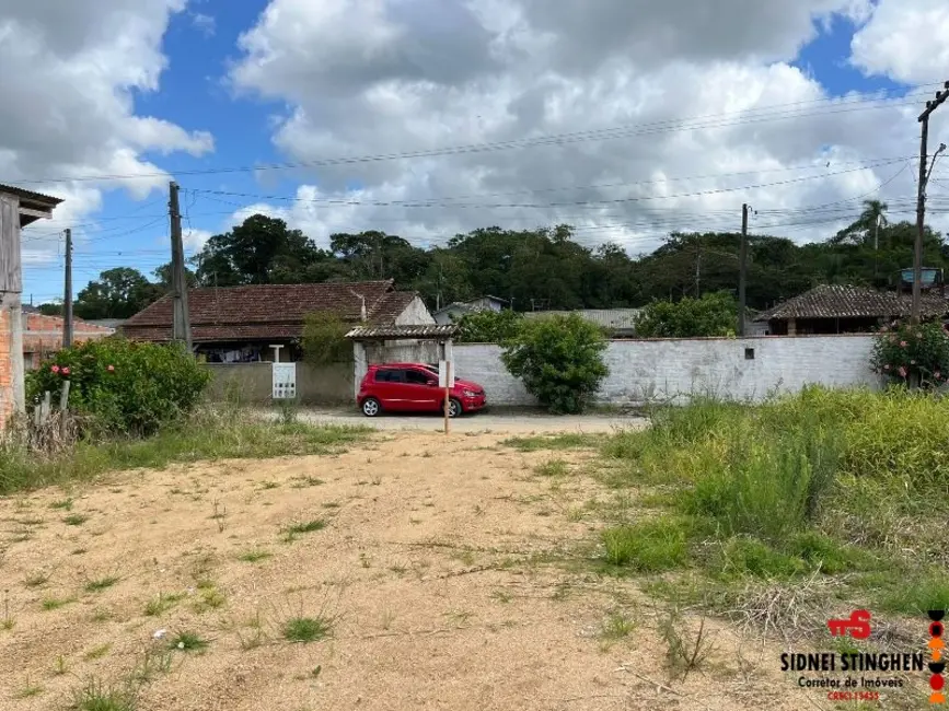 Foto 6 de Terreno / Lote à venda, 228m2 em Balneario Barra Do Sul - SC