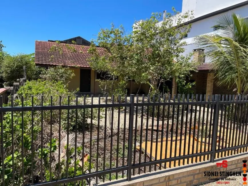 Foto 3 de Casa com 3 quartos à venda, 120m2 em Balneario Barra Do Sul - SC