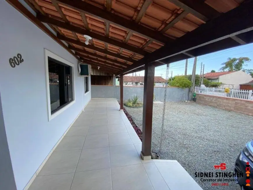 Foto 6 de Casa com 2 quartos à venda, 135m2 em Balneario Barra Do Sul - SC