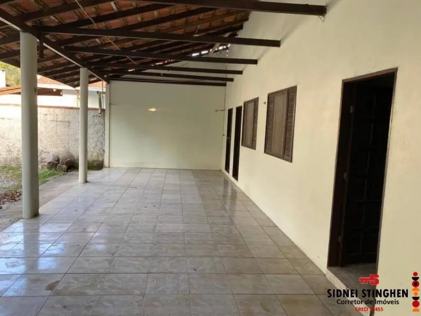 Foto 4 de Casa com 2 quartos à venda, 97m2 em Balneario Barra Do Sul - SC