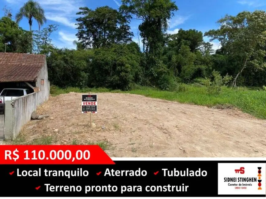 Foto 1 de Terreno / Lote à venda, 185m2 em Balneario Barra Do Sul - SC