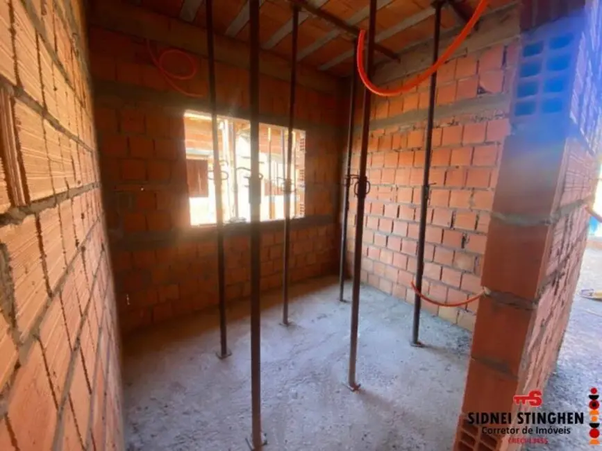 Foto 8 de Casa com 3 quartos à venda, 79m2 em Balneario Barra Do Sul - SC