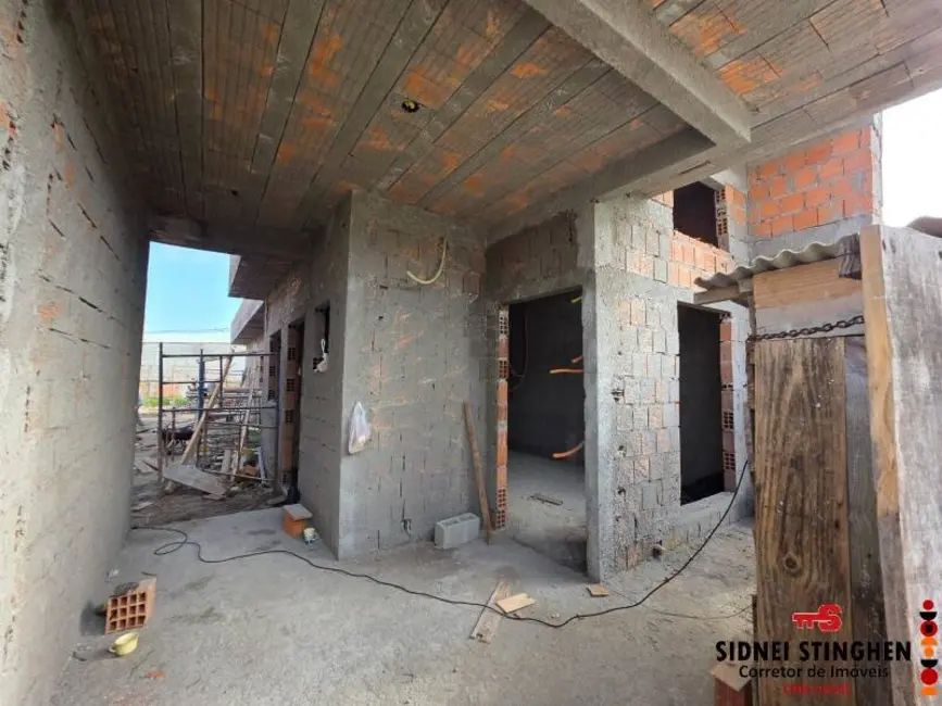 Foto 3 de Casa com 3 quartos à venda, 79m2 em Balneario Barra Do Sul - SC