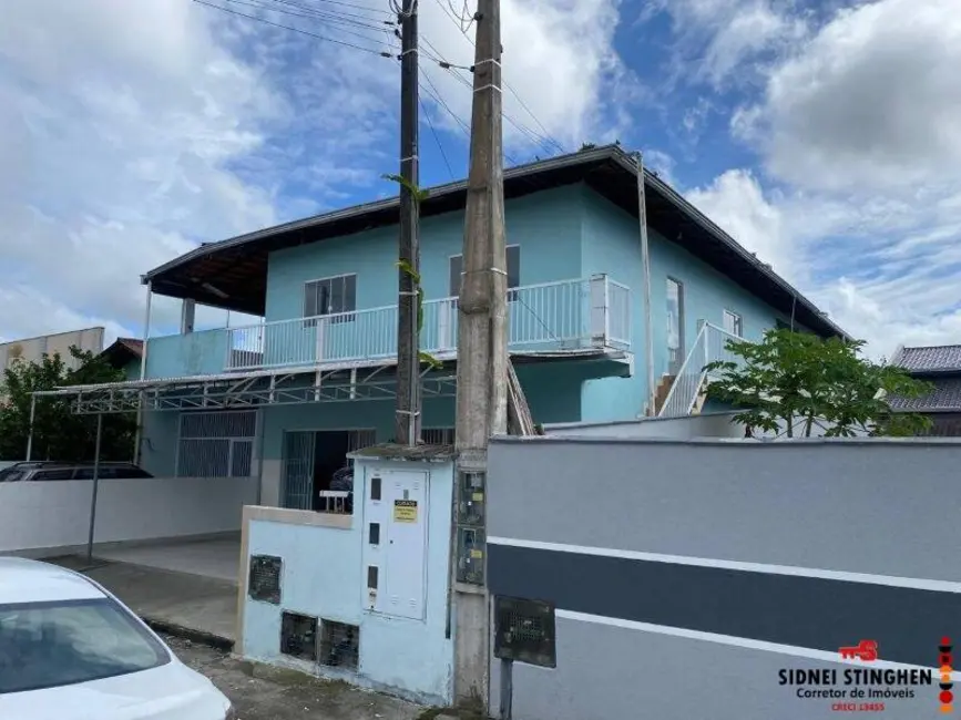 Foto 3 de Casa com 5 quartos à venda, 357m2 em Centro, Balneario Barra Do Sul - SC