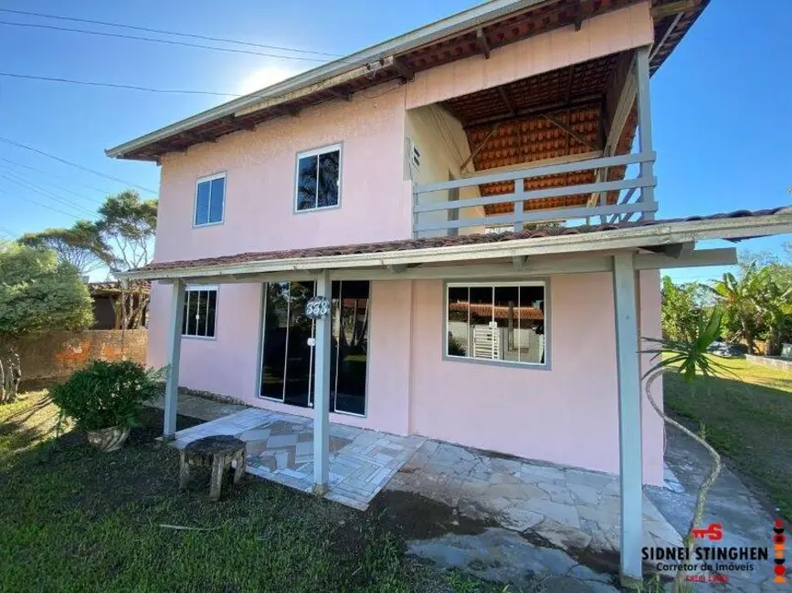 Foto 3 de Casa com 8 quartos à venda, 250m2 em Balneario Barra Do Sul - SC