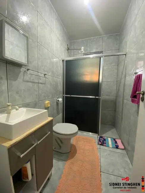 Foto 9 de Casa com 4 quartos à venda, 180m2 em Balneario Barra Do Sul - SC