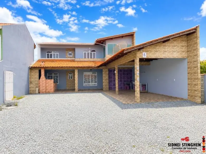 Foto 2 de Casa com 4 quartos à venda, 180m2 em Balneario Barra Do Sul - SC