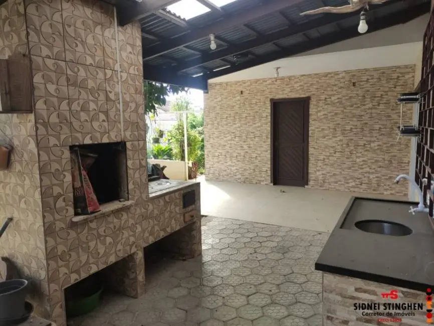 Foto 9 de Casa com 3 quartos à venda, 157m2 em Balneario Barra Do Sul - SC