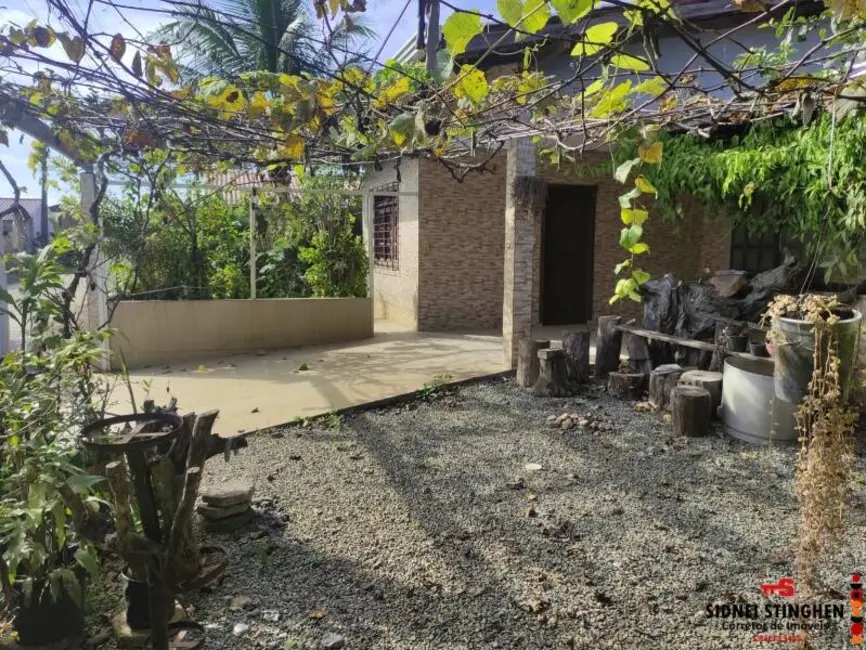 Foto 5 de Casa com 3 quartos à venda, 157m2 em Balneario Barra Do Sul - SC