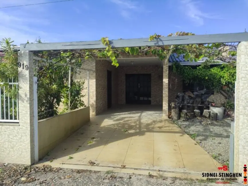 Foto 2 de Casa com 3 quartos à venda, 157m2 em Balneario Barra Do Sul - SC
