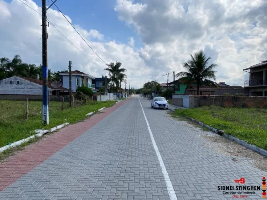 Foto 6 de Terreno / Lote à venda, 300m2 em Balneario Barra Do Sul - SC