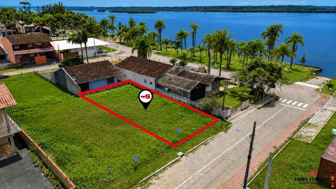 Foto 2 de Terreno / Lote à venda, 300m2 em Balneario Barra Do Sul - SC