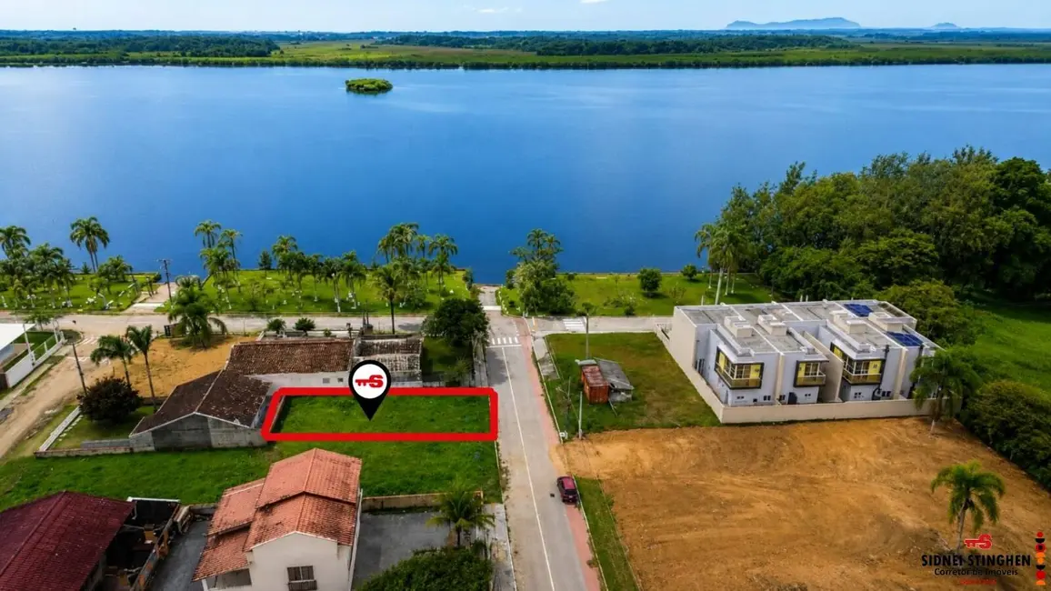 Foto 3 de Terreno / Lote à venda, 300m2 em Balneario Barra Do Sul - SC