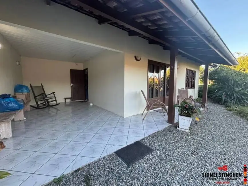 Casa com 2 quartos à venda, 113m2 em Balneario Barra Do Sul - SC - imagem 2 Foto 2 de Casa com 2 quartos à venda, 113m2 em Balneario Barra Do Sul - SC