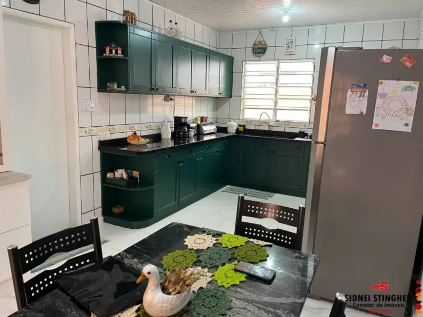 Foto 9 de Casa com 2 quartos à venda, 185m2 em Balneario Barra Do Sul - SC
