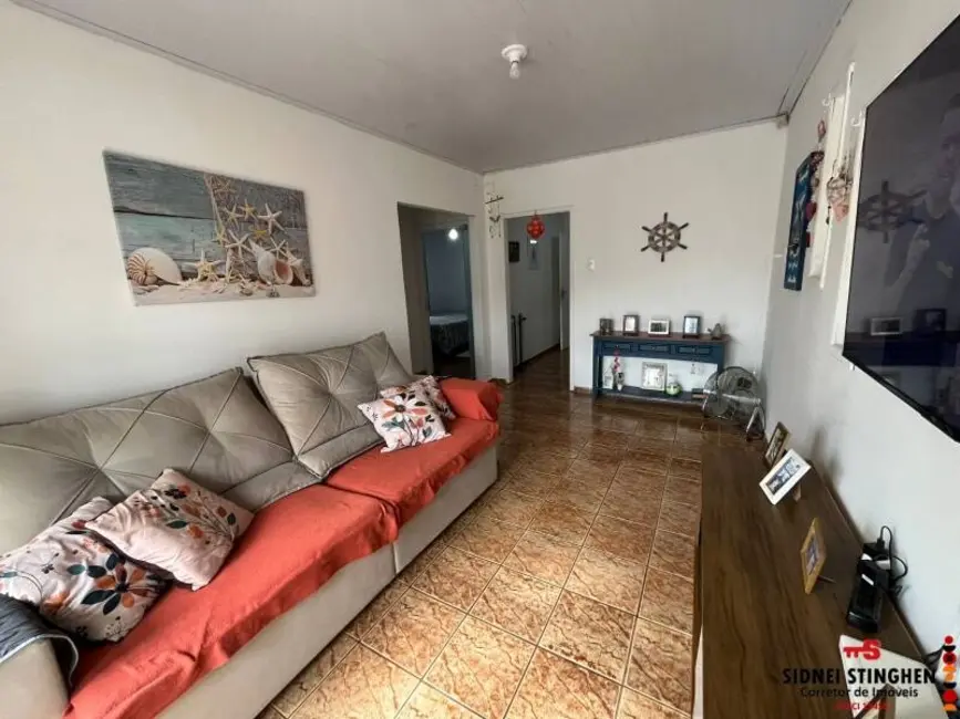 Foto 5 de Casa com 2 quartos à venda, 185m2 em Balneario Barra Do Sul - SC