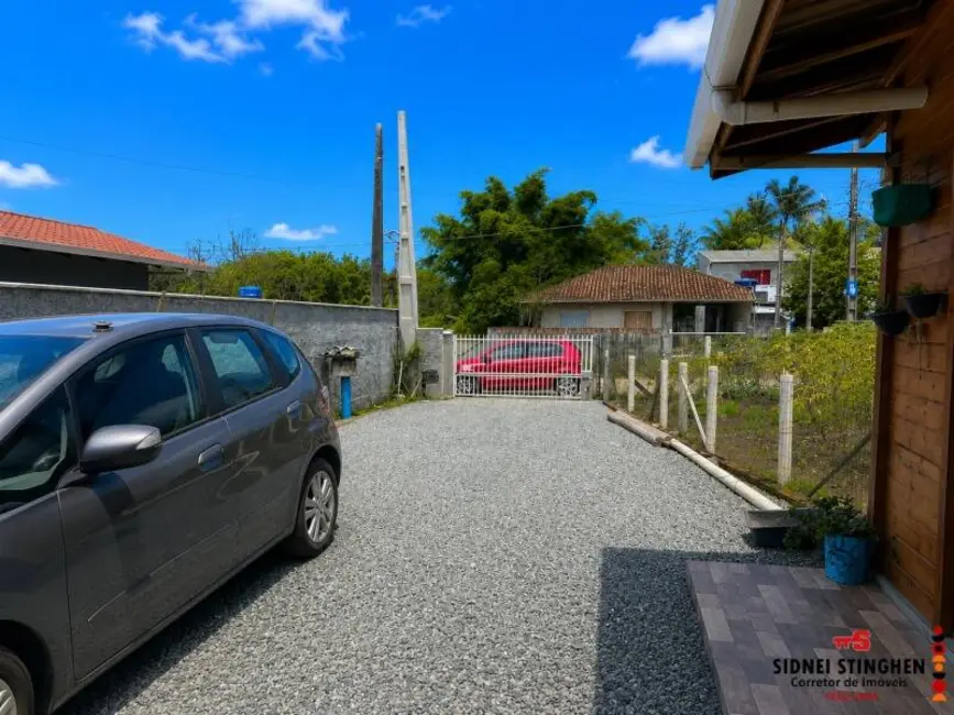 Foto 2 de Casa com 2 quartos à venda, 75m2 em Balneario Barra Do Sul - SC