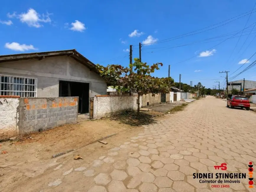 Foto 2 de Casa com 3 quartos à venda, 130m2 em Balneario Barra Do Sul - SC