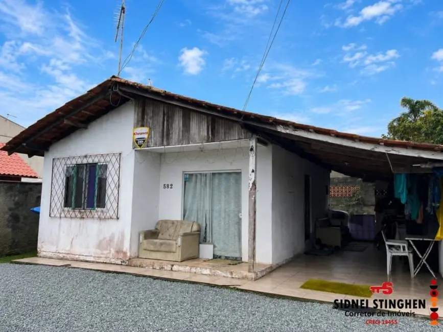 Foto 2 de Casa com 2 quartos à venda, 65m2 em Balneario Barra Do Sul - SC