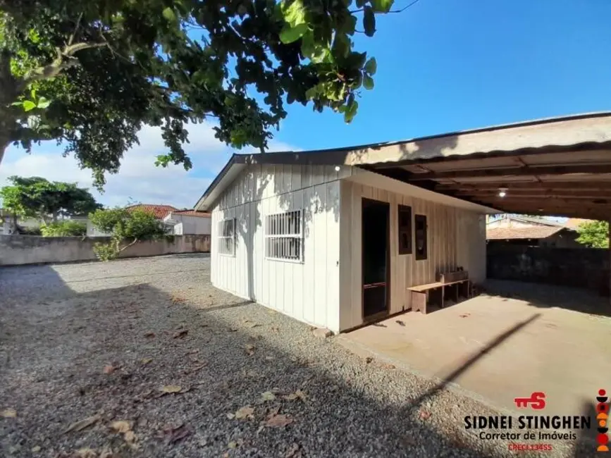 Foto 3 de Casa com 2 quartos à venda, 72m2 em Centro, Balneario Barra Do Sul - SC